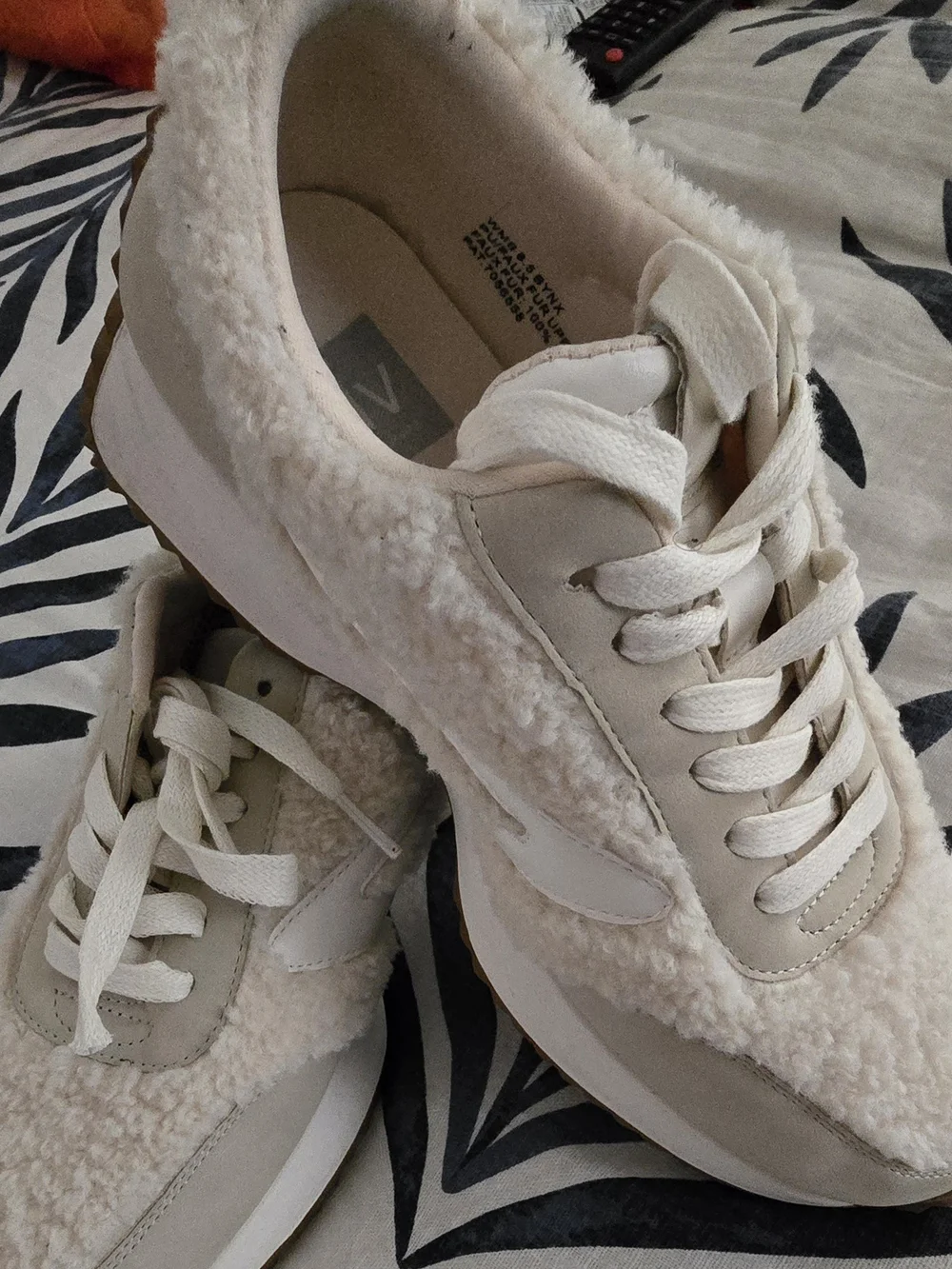 Dolce Vita Women's Cream Sherpa Lace-Up Sneakers
